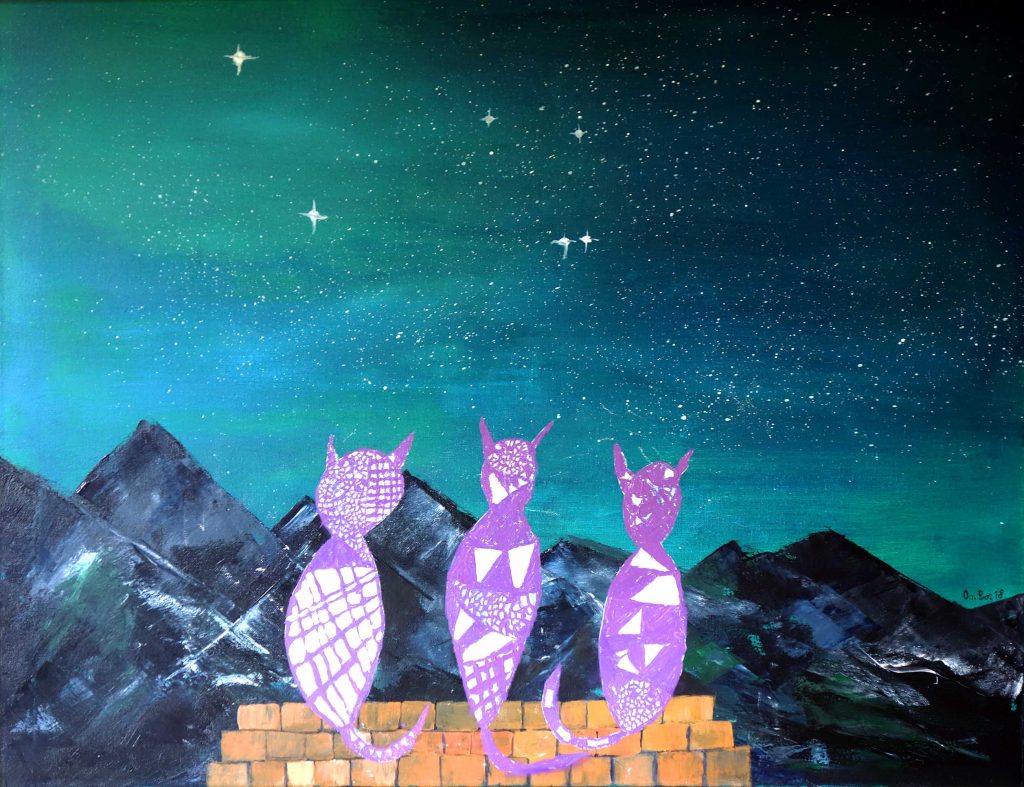 Abstrakte Acrylmalerei mit drei violetten Katzen auf einer Mauer, die in den abendlichen Sternenhimmel und auf Berge schauen