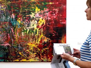 Abstrakte Malerei im Museum Barberini in Potsdam von Gerhard Richter.